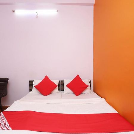 Oyo 37533 Hotel Ashirwad Dzsabalpur Kültér fotó