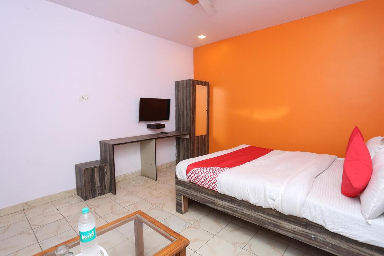 Oyo 37533 Hotel Ashirwad Dzsabalpur Kültér fotó