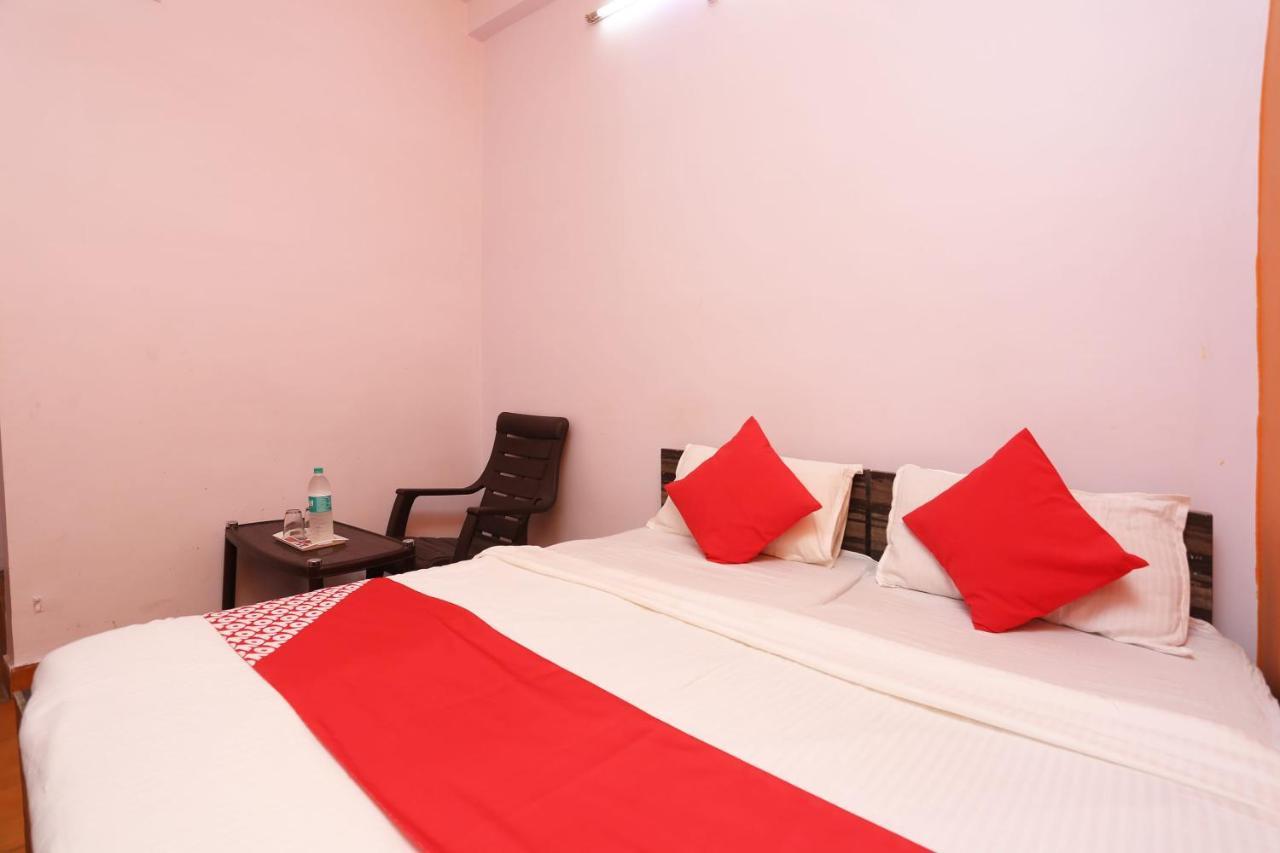 Oyo 37533 Hotel Ashirwad Dzsabalpur Kültér fotó