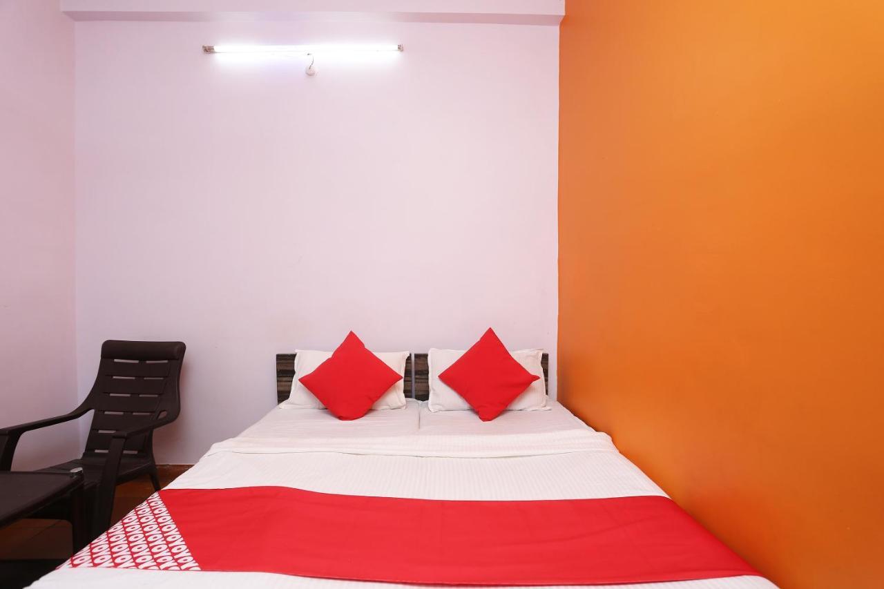 Oyo 37533 Hotel Ashirwad Dzsabalpur Kültér fotó